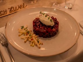 Symbolbild: Tartar von der roten Bete